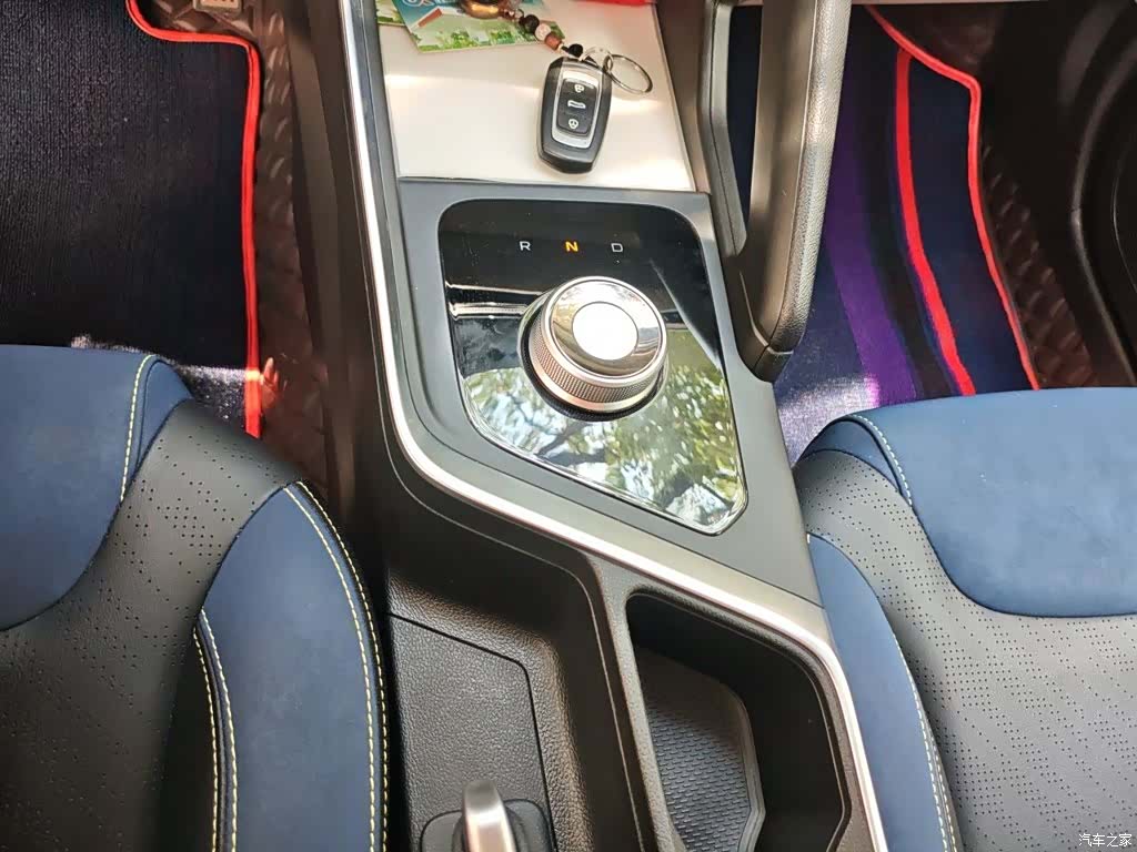 Geely EX3, 2022 11
