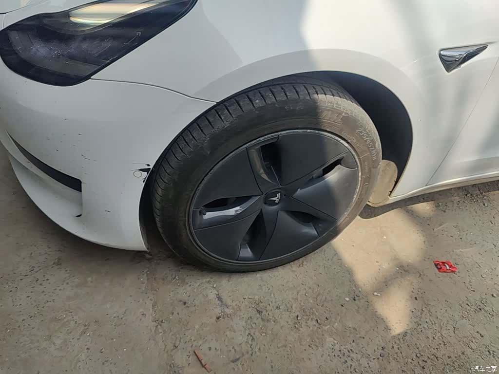 Tesla Model 3, 2021 23