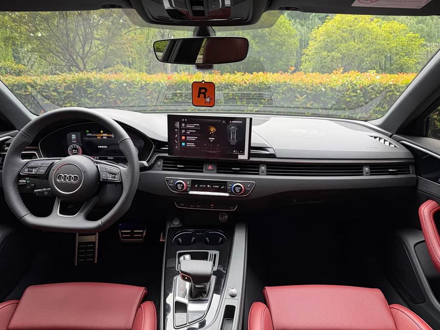 Audi A4L 2025, фото 12