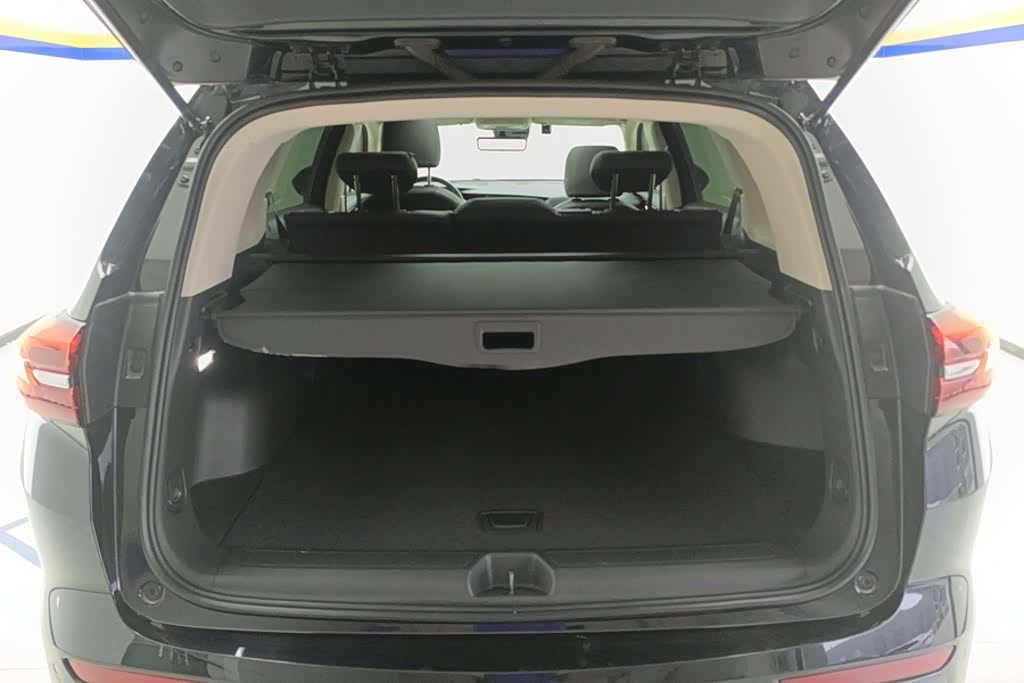 Buick Envision Plus, 2022 4