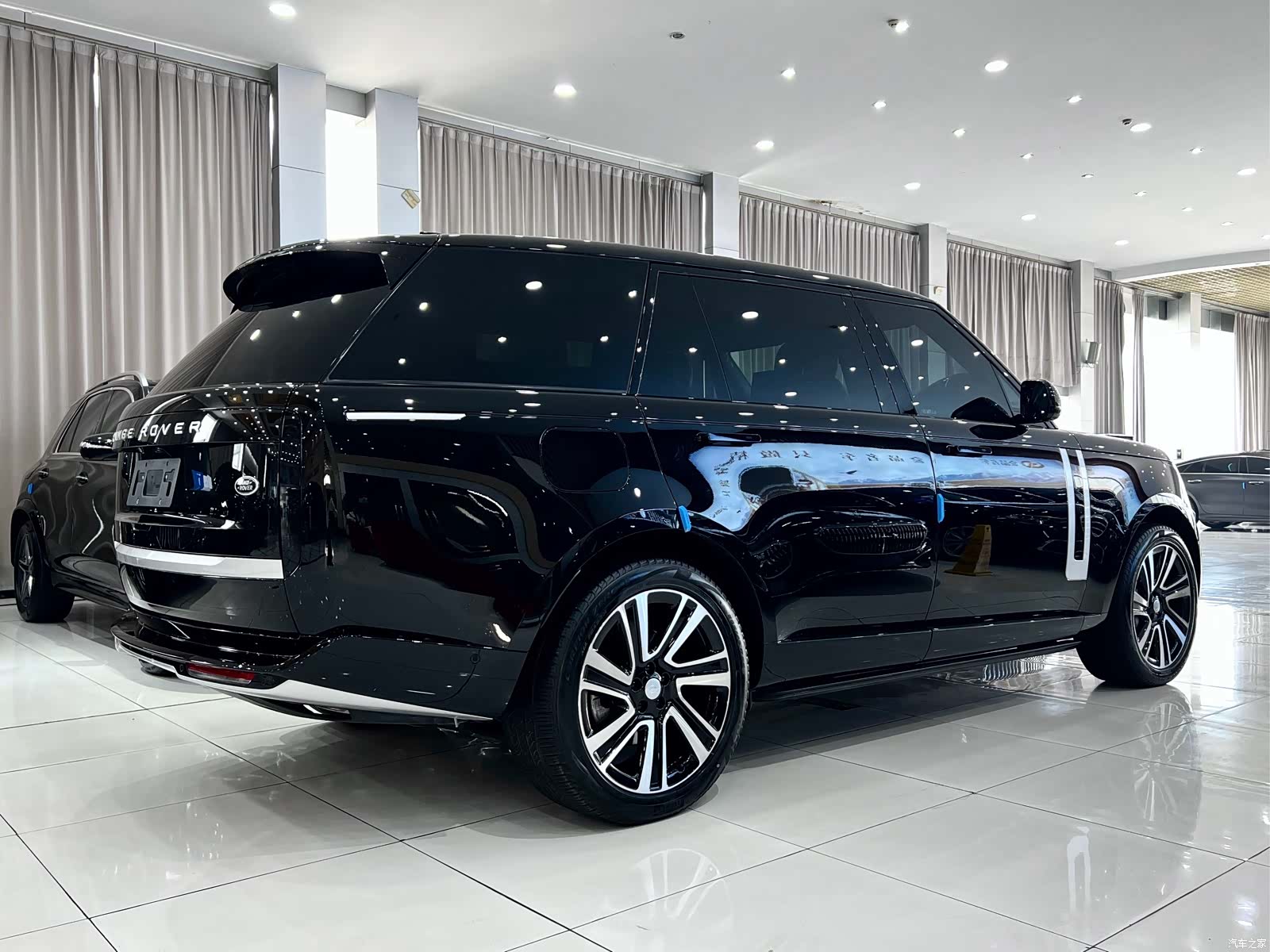 Land Rover Range Rover, 2024 4