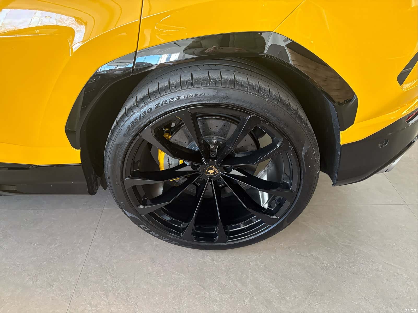 Lamborghini Urus, 2022 7
