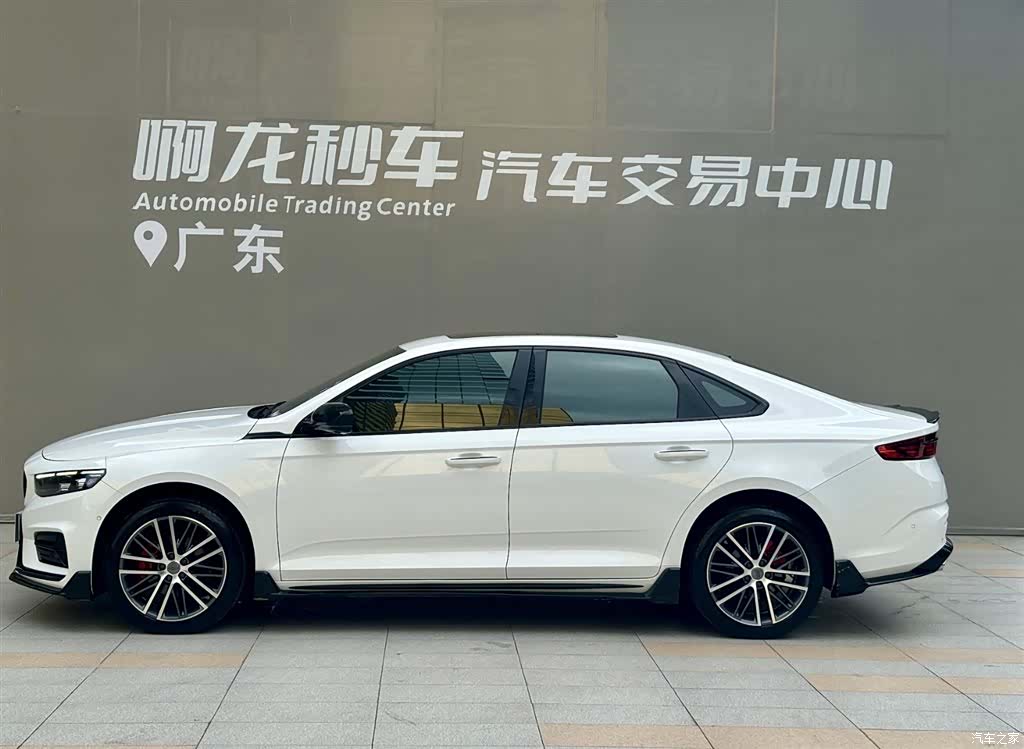 Geely Preface, 2024 4