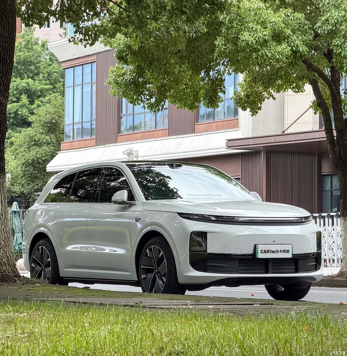Li Auto L6, 2025 2