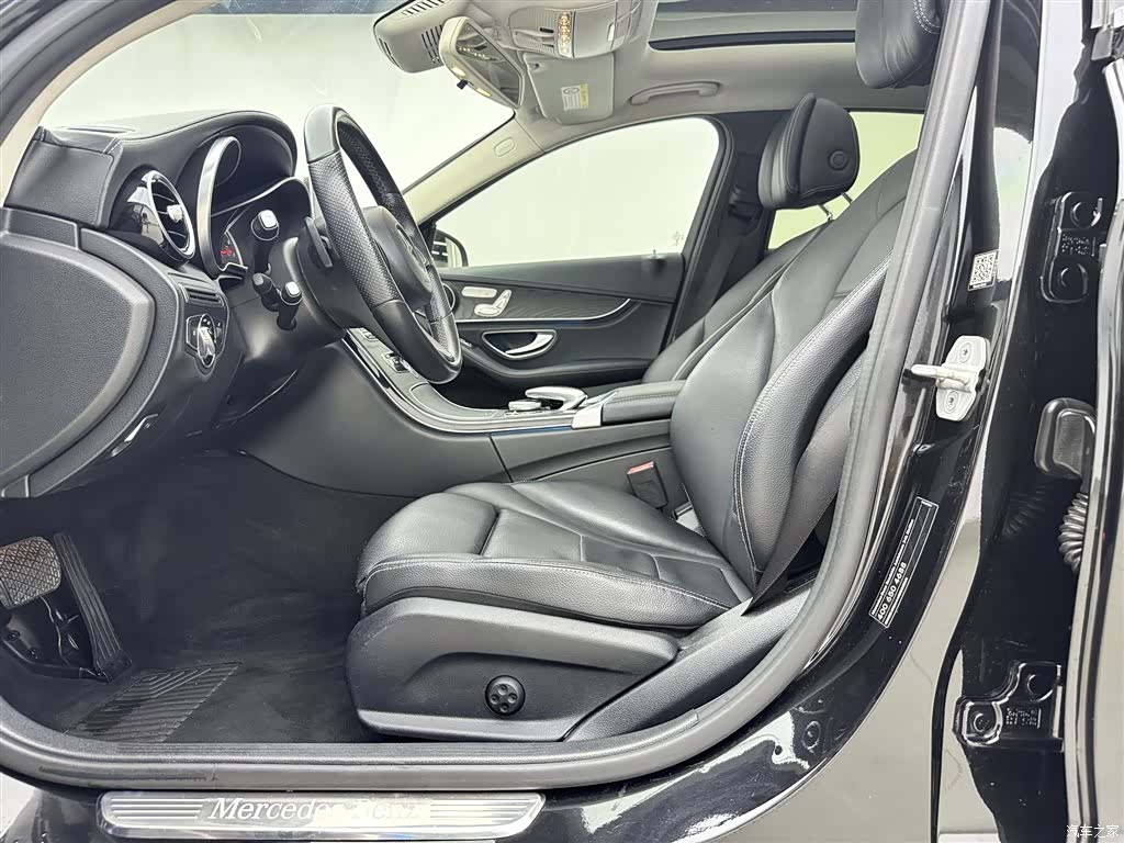Mercedes-Benz C-Class, 2015 6