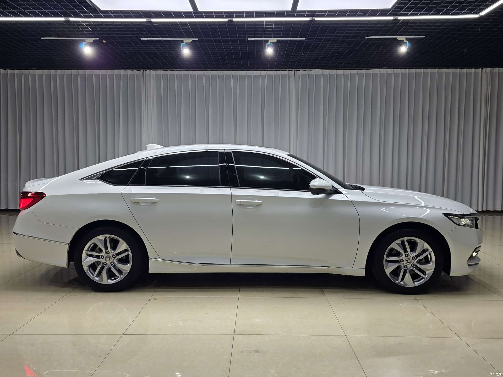 Honda Accord, 2020 4