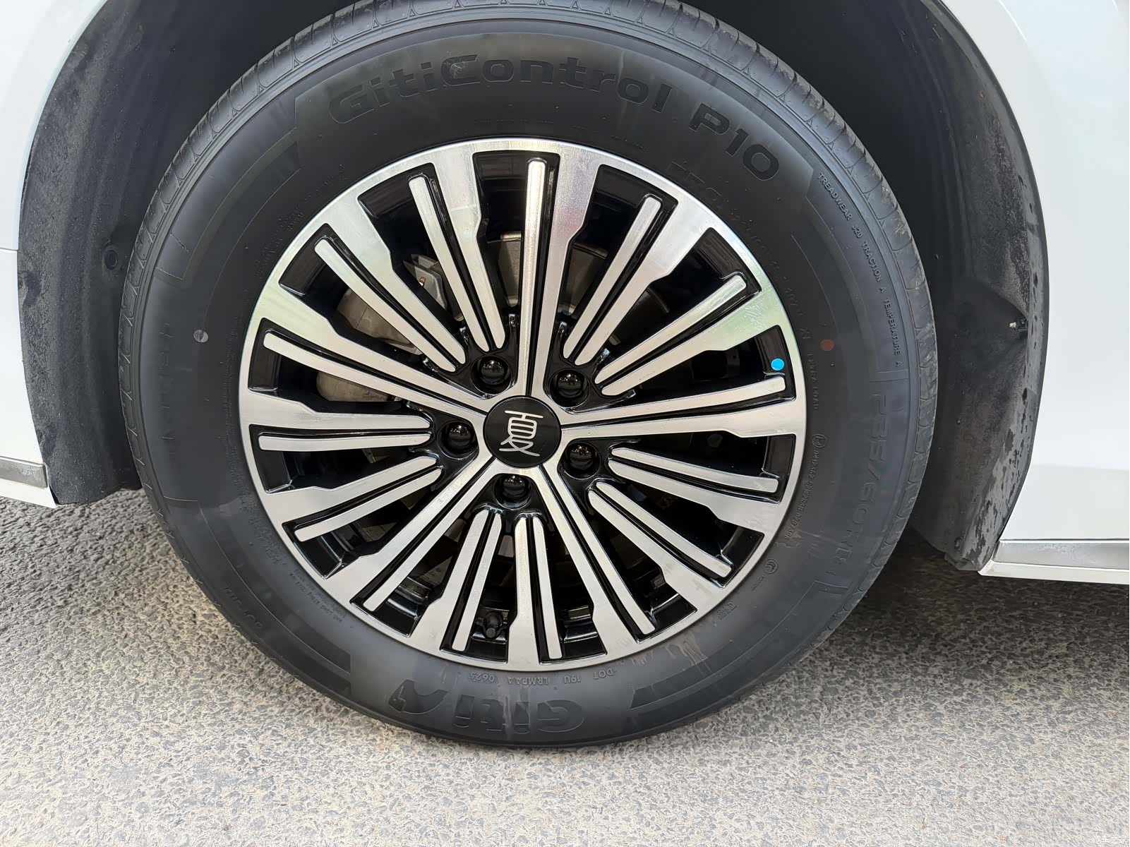 BYD Xia, 2025 16