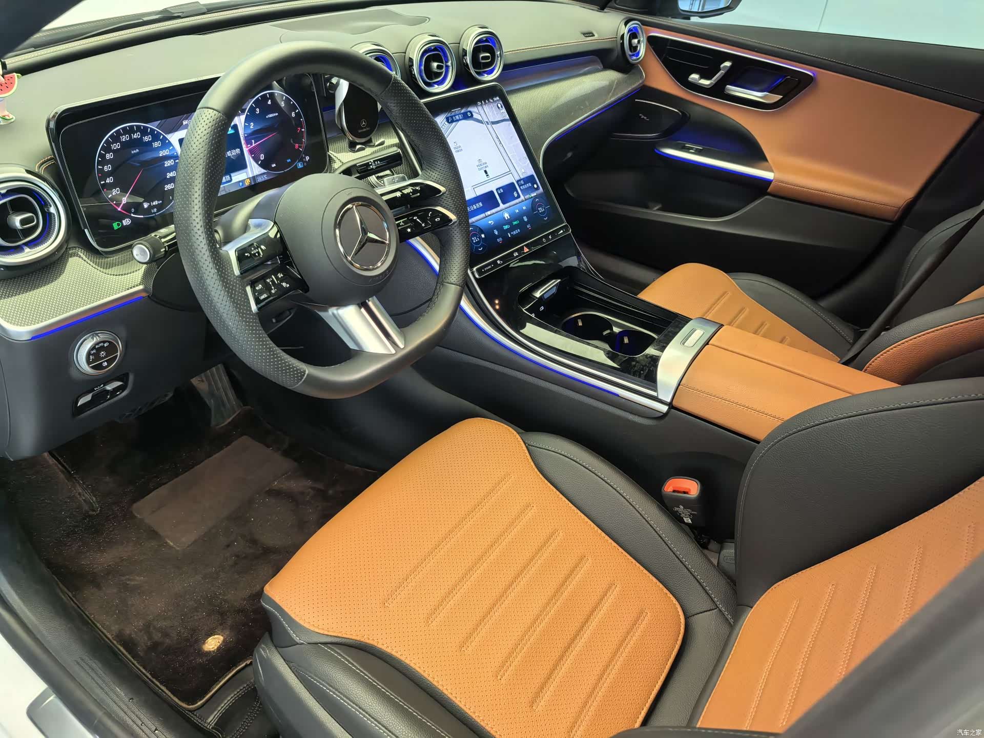 Mercedes-Benz C-Class, 2025 17
