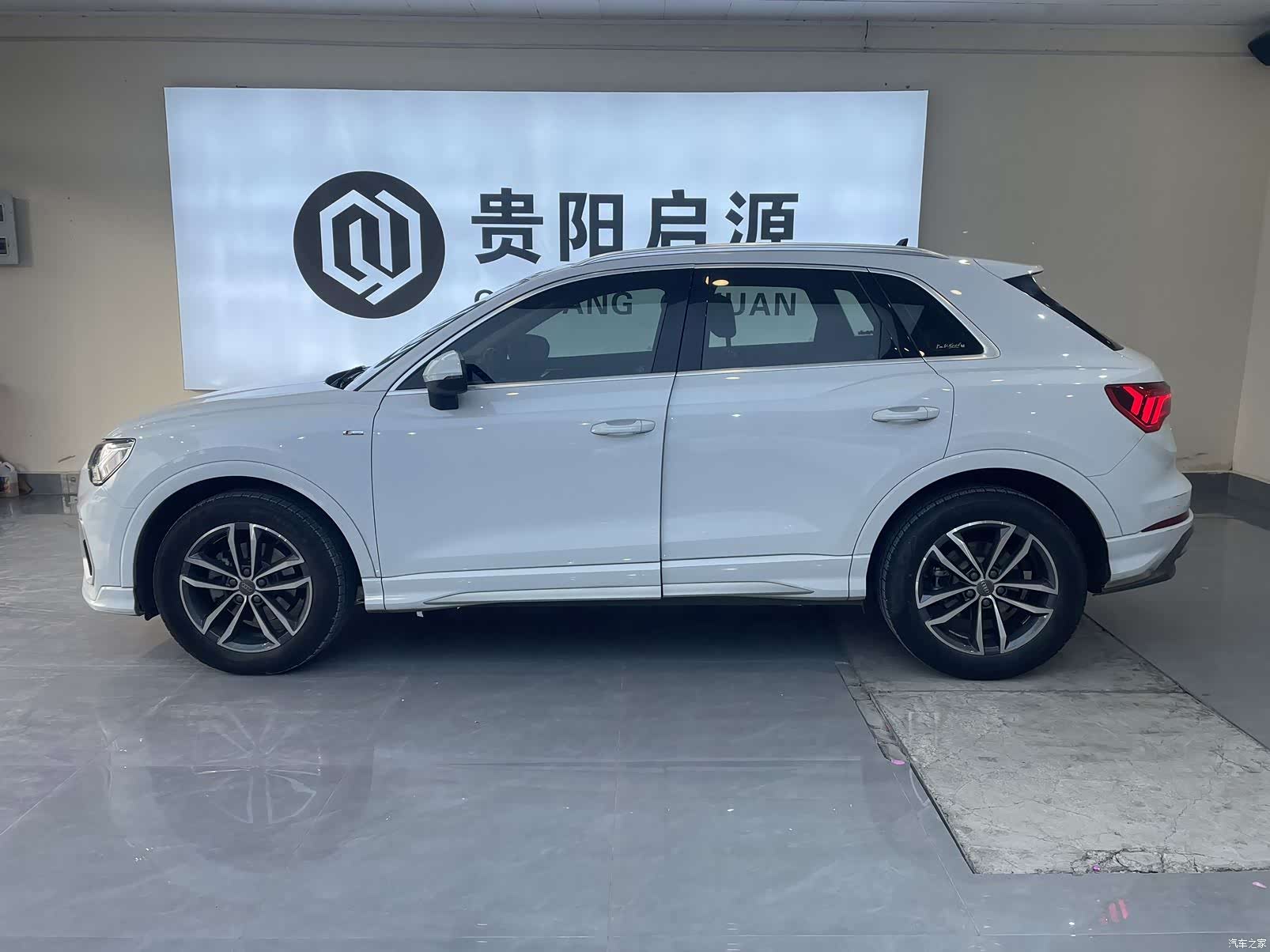 Audi Q3, 2021 3