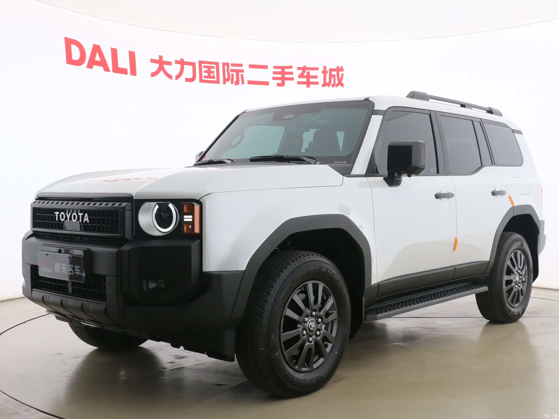 Toyota Prado, 2024 1