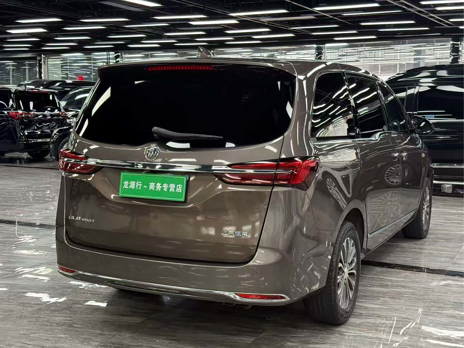 Buick GL8, 2020 12