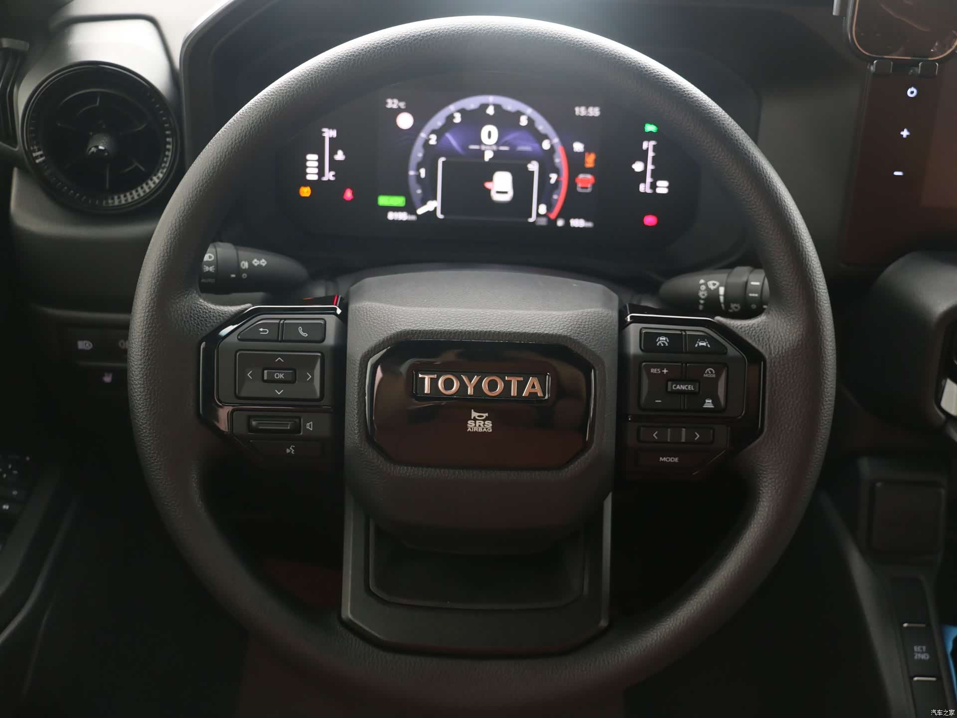 Toyota Prado, 2024 все фото