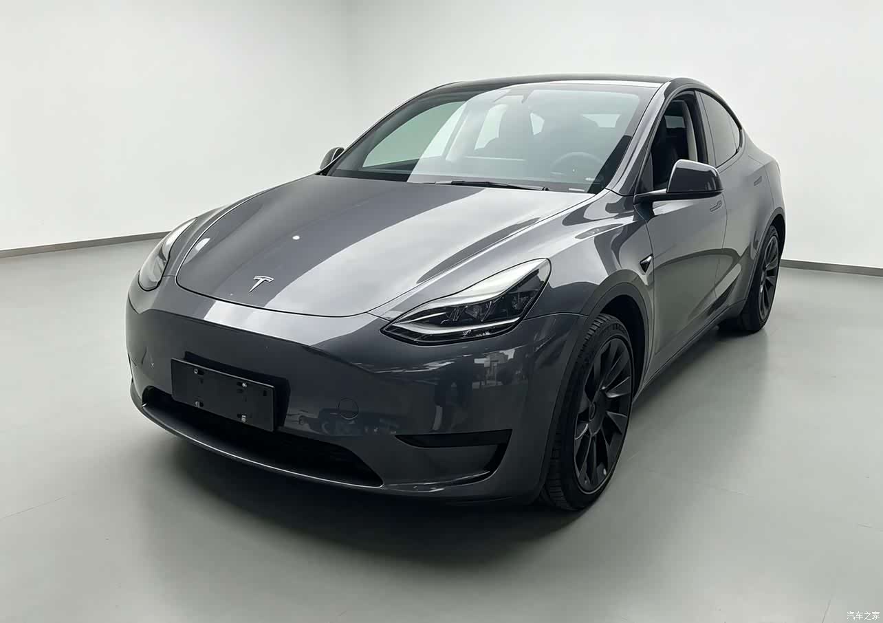 Tesla Model Y, 2022 1