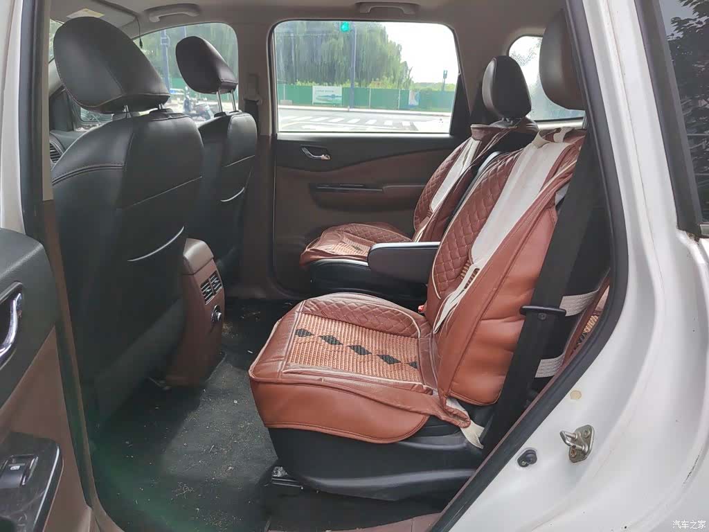 DongFeng SX6, 2016 18