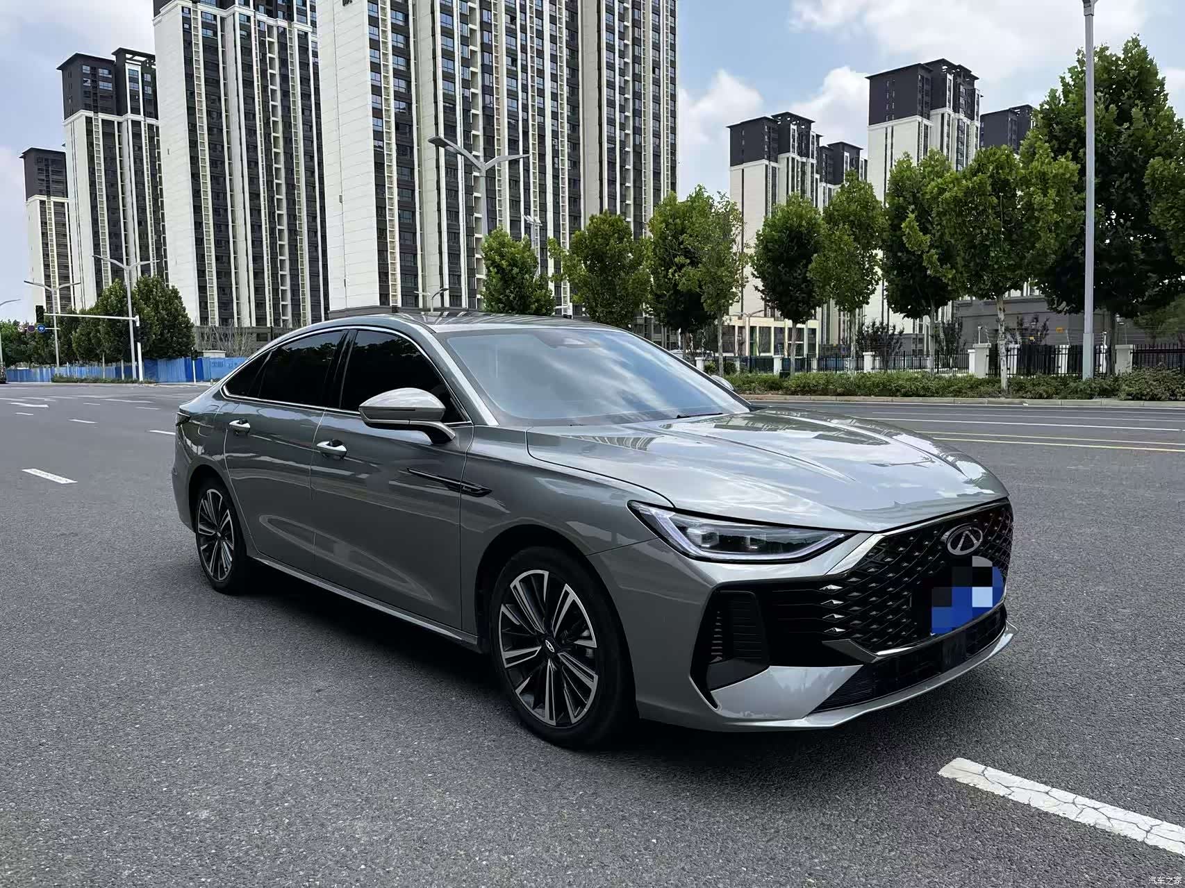 Chery Arrizo 8, 2025 3