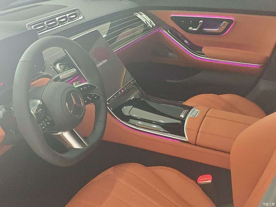Mercedes-Benz S-Class, 1900 7