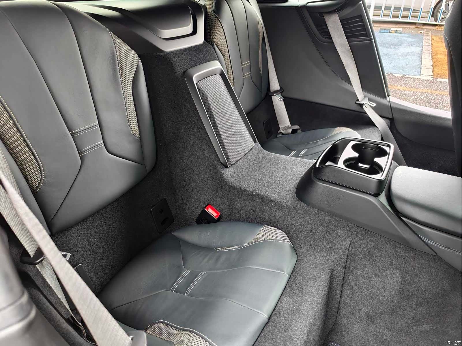 BMW i8, 2018 18