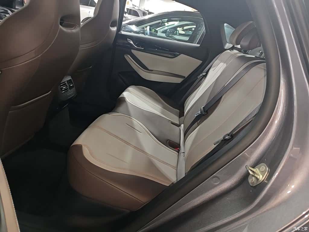 BYD Qin, 2024 17