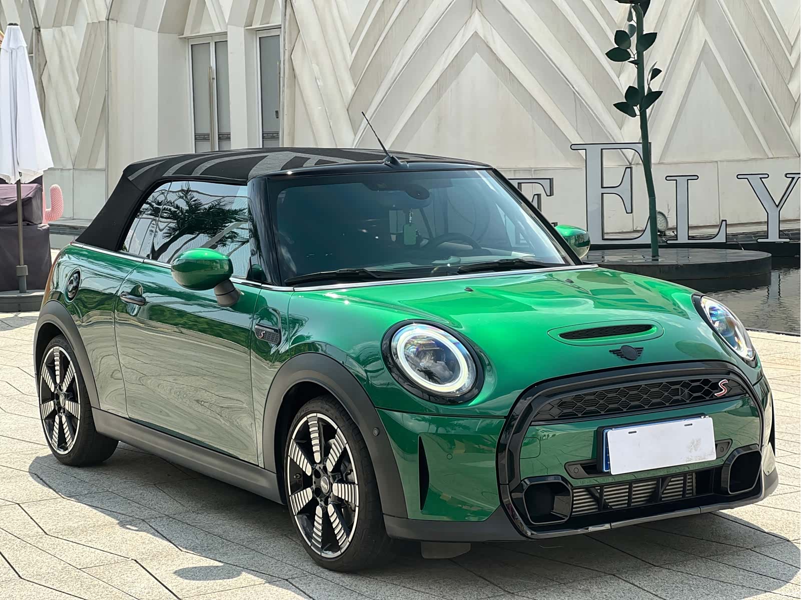 Mini Cooper, 2024 3