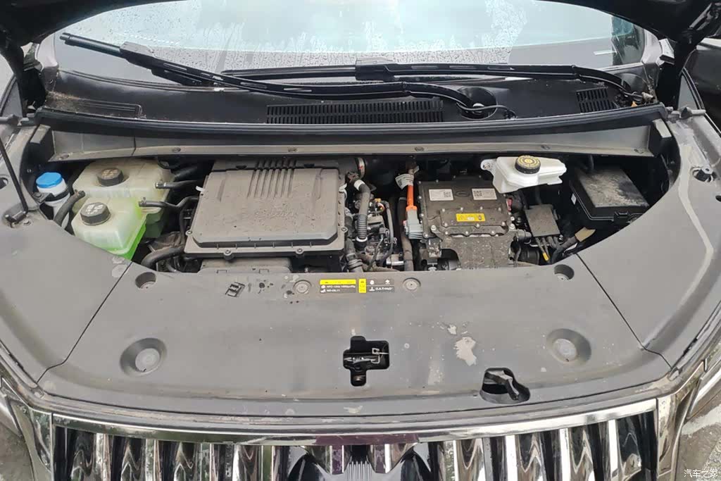 Trumpchi M8, 2025 10