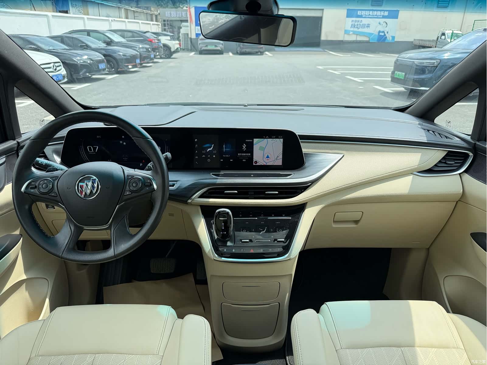 Buick GL8, 2022 9