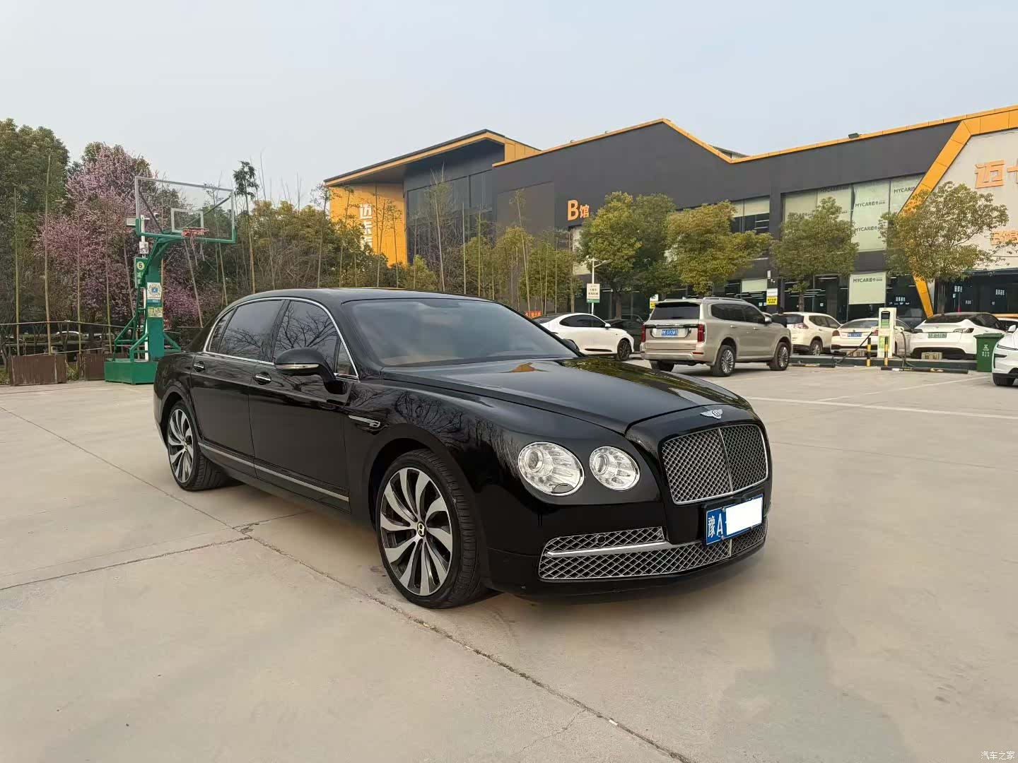 Bentley Flying Spur, 2011 3