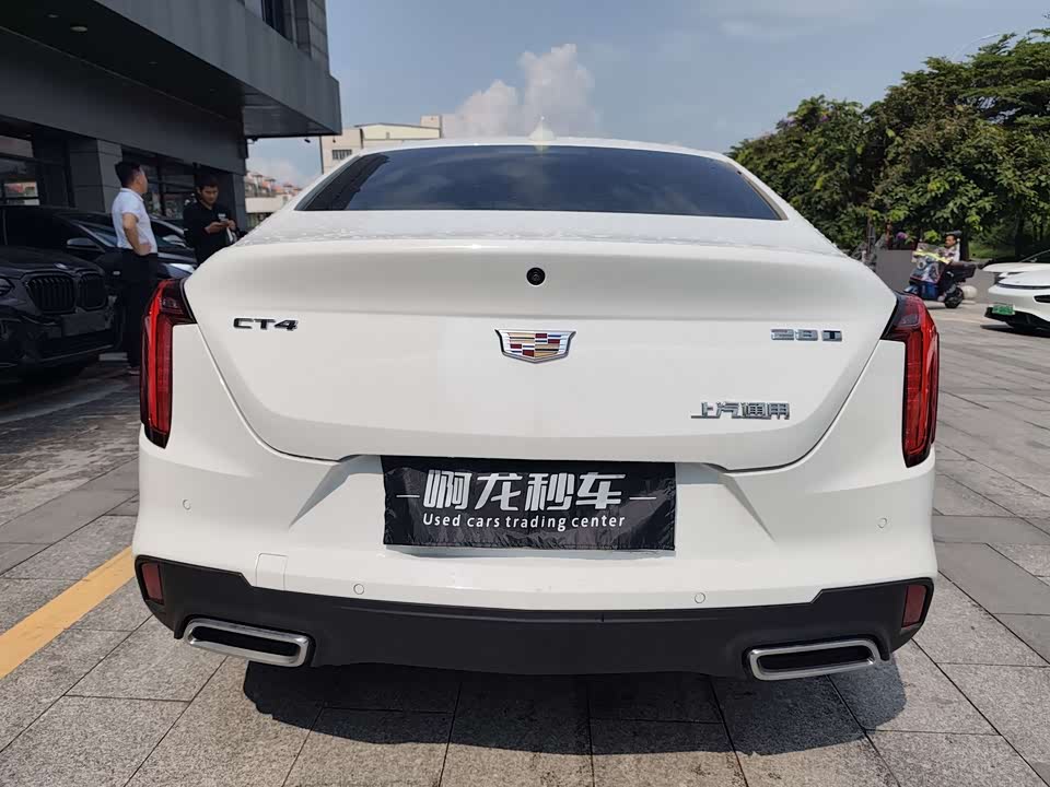 Cadillac CT4