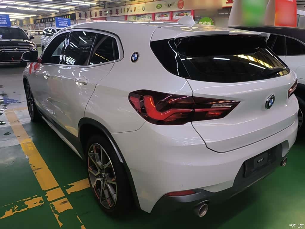 BMW X2, 2022 все фото