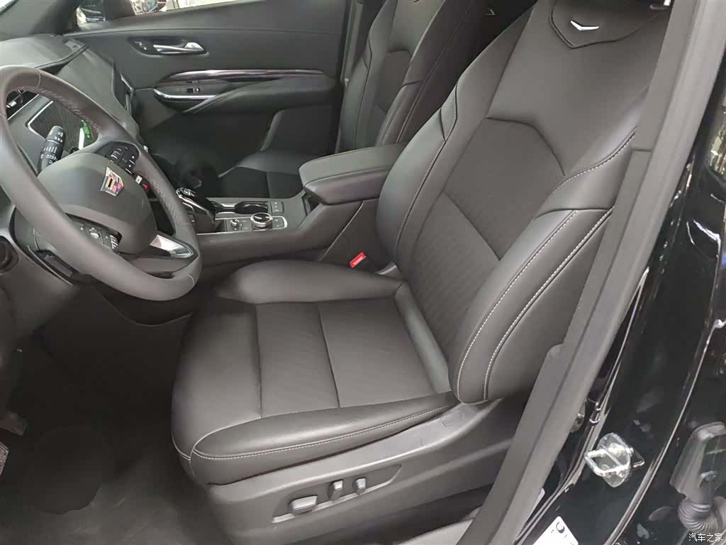 Cadillac XT4, 2023 15