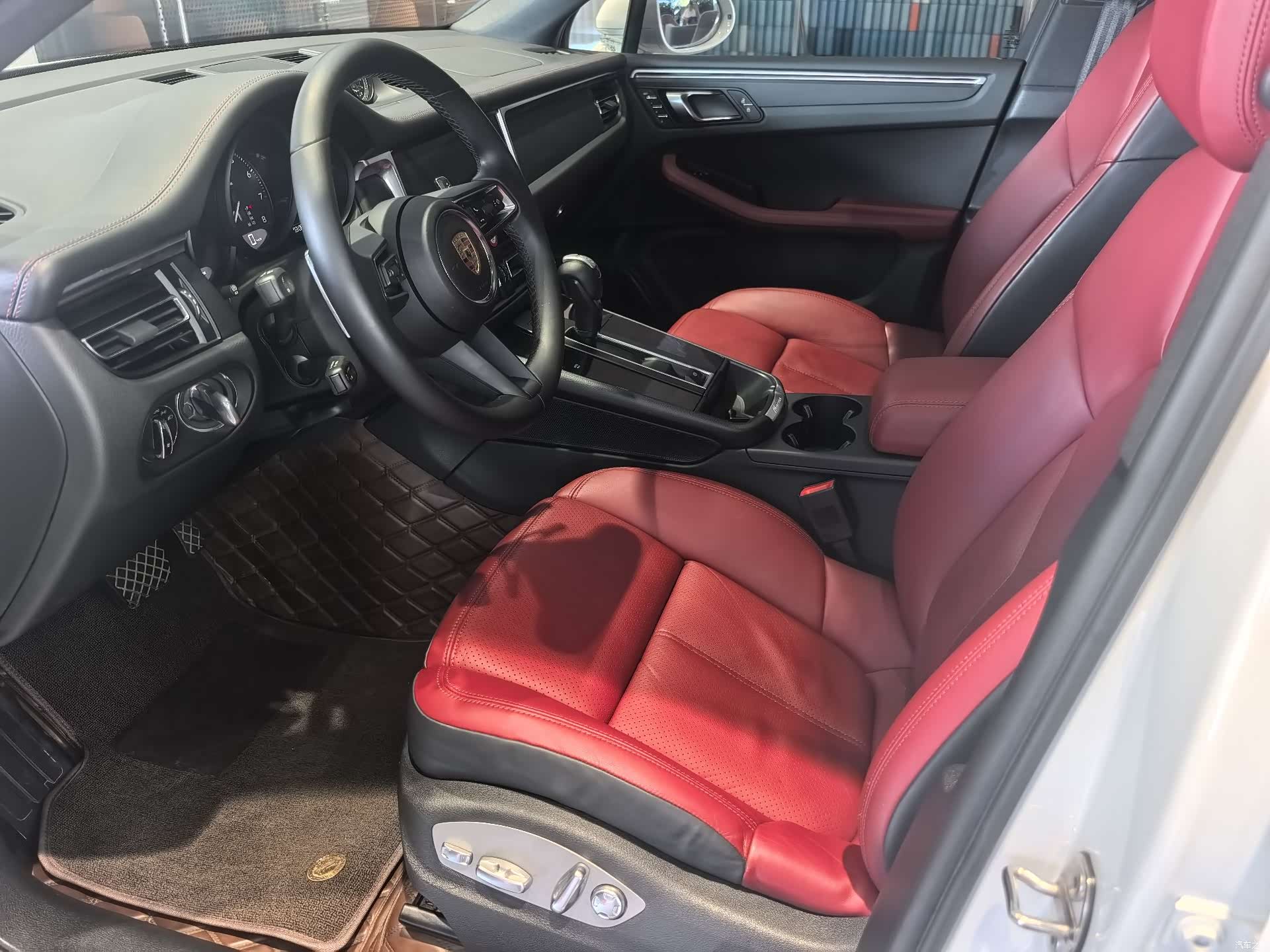 Porsche Macan, 2023 9