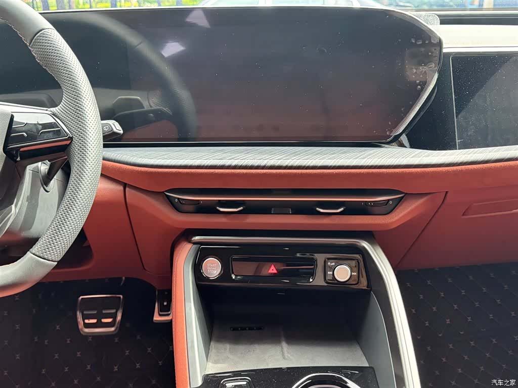 Audi Q5L, 2026 18