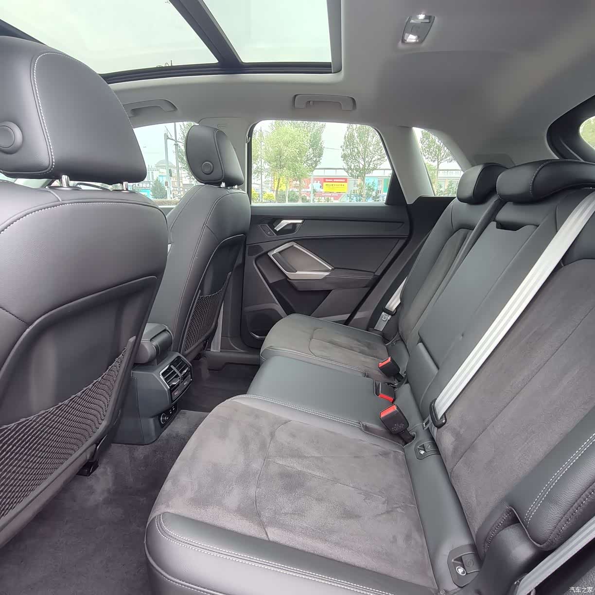 Audi Q3, 2022 8