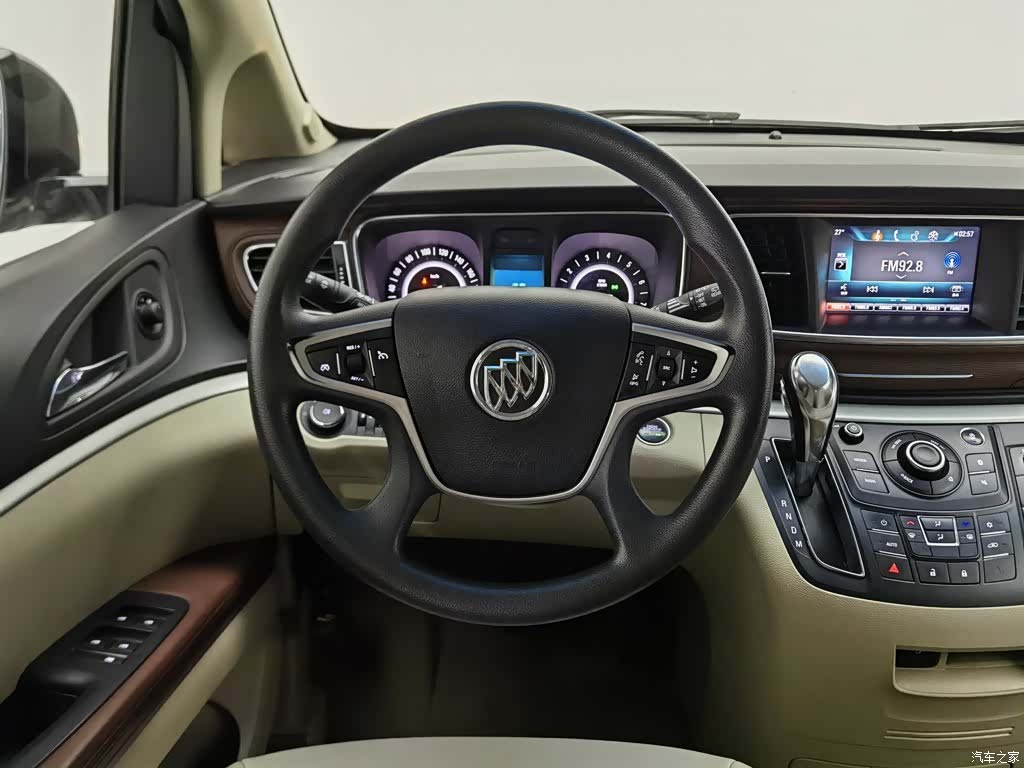 Buick GL8, 2018 11