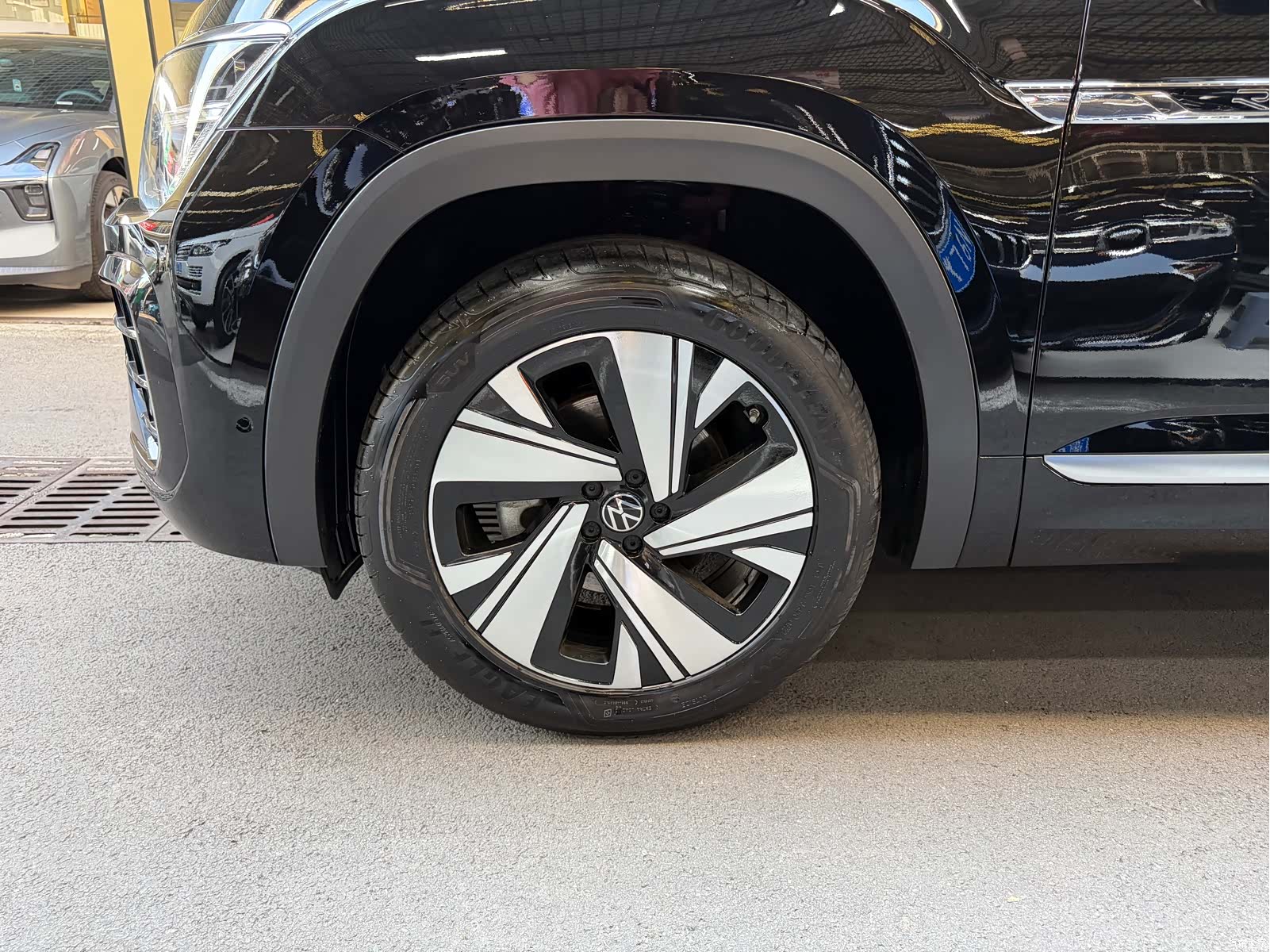Volkswagen Teramont X, 2023 33