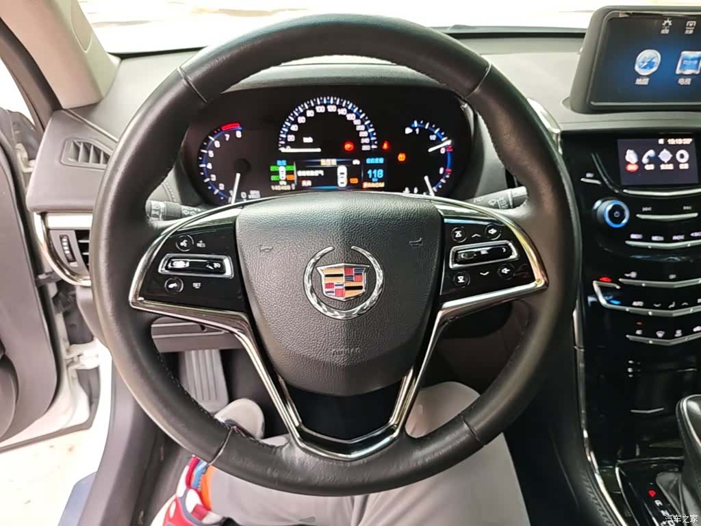 Cadillac ATS-L, 2015 11