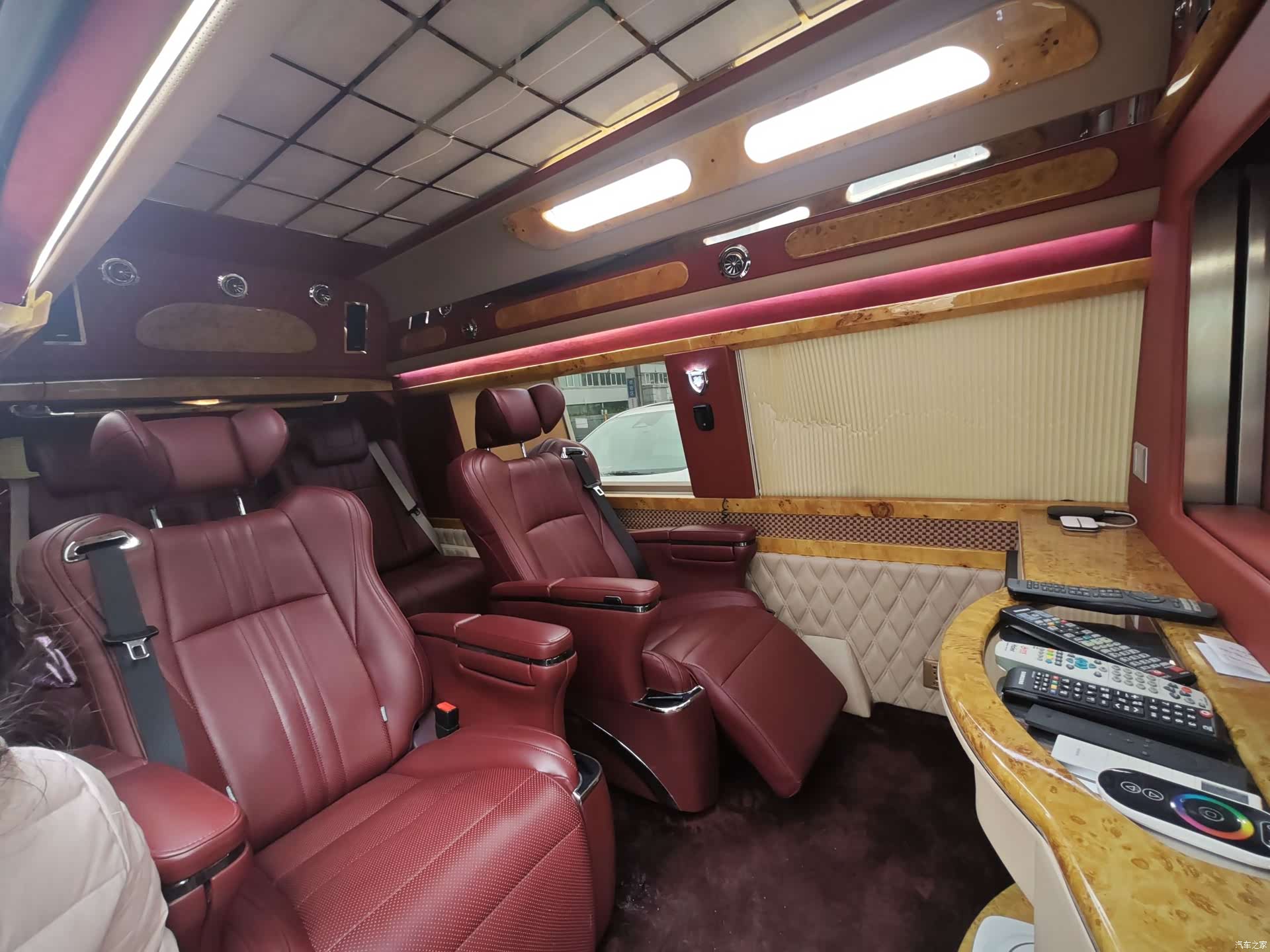 Ford E350, 2016 14