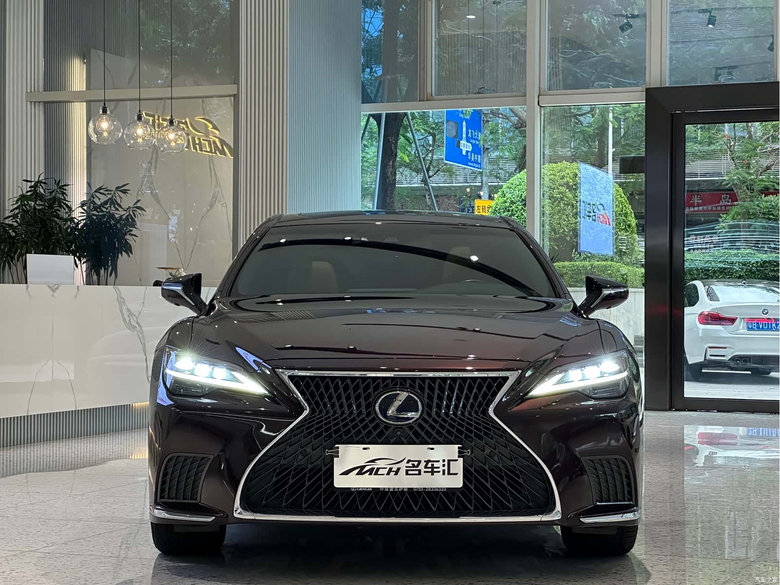 Lexus LS, 2021 2