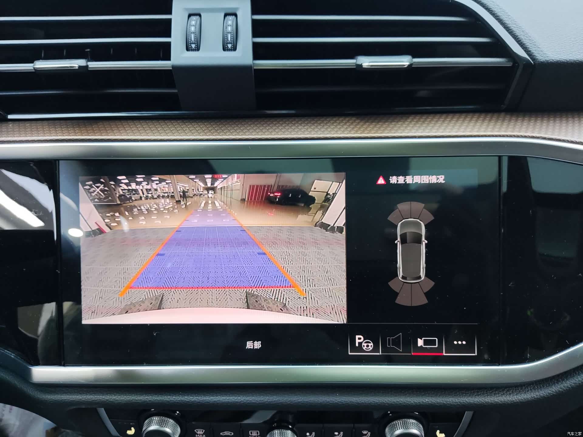 Audi Q3, 2021 18