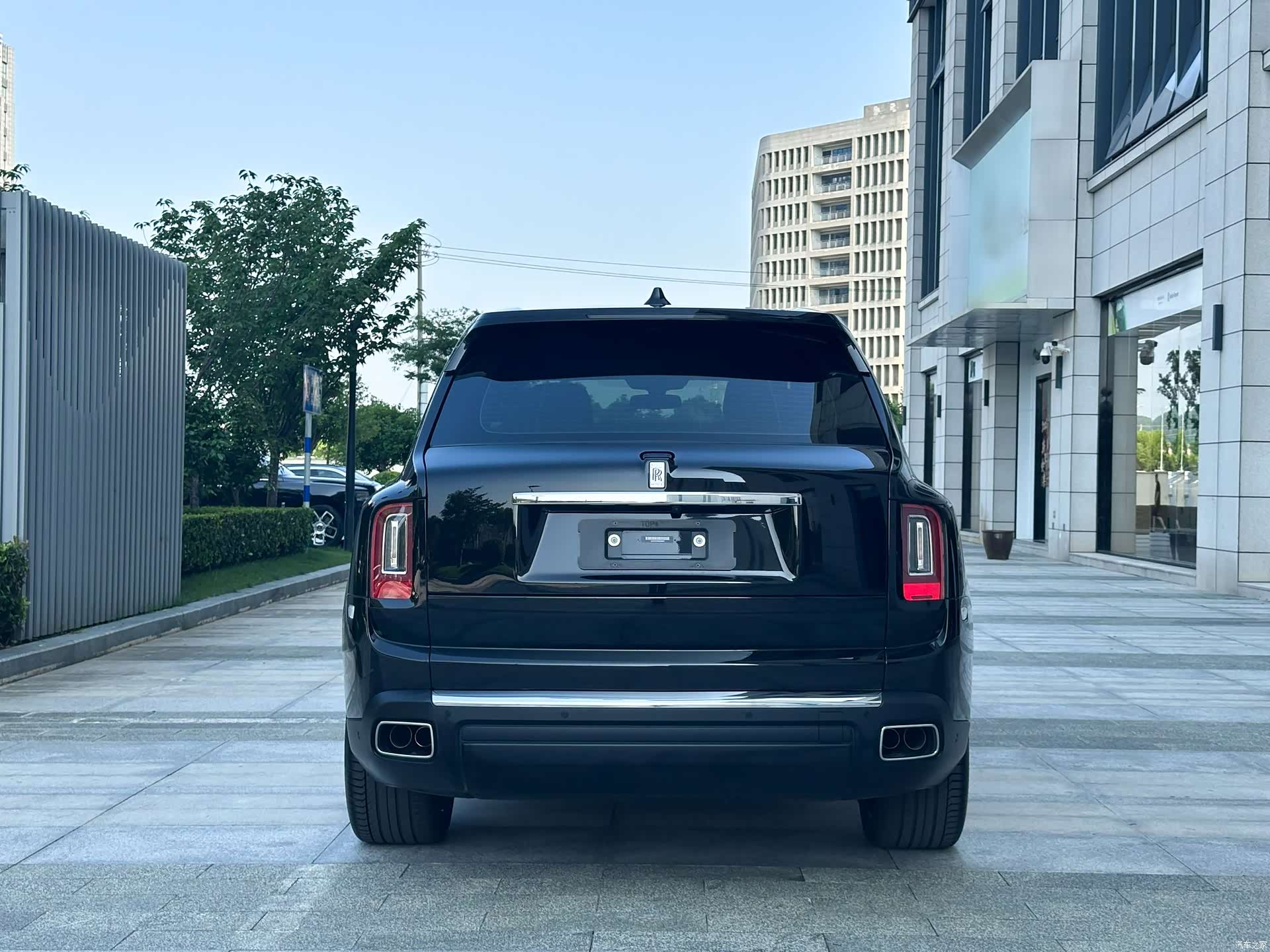 Rolls-Royce Cullinan, 2025 все фото