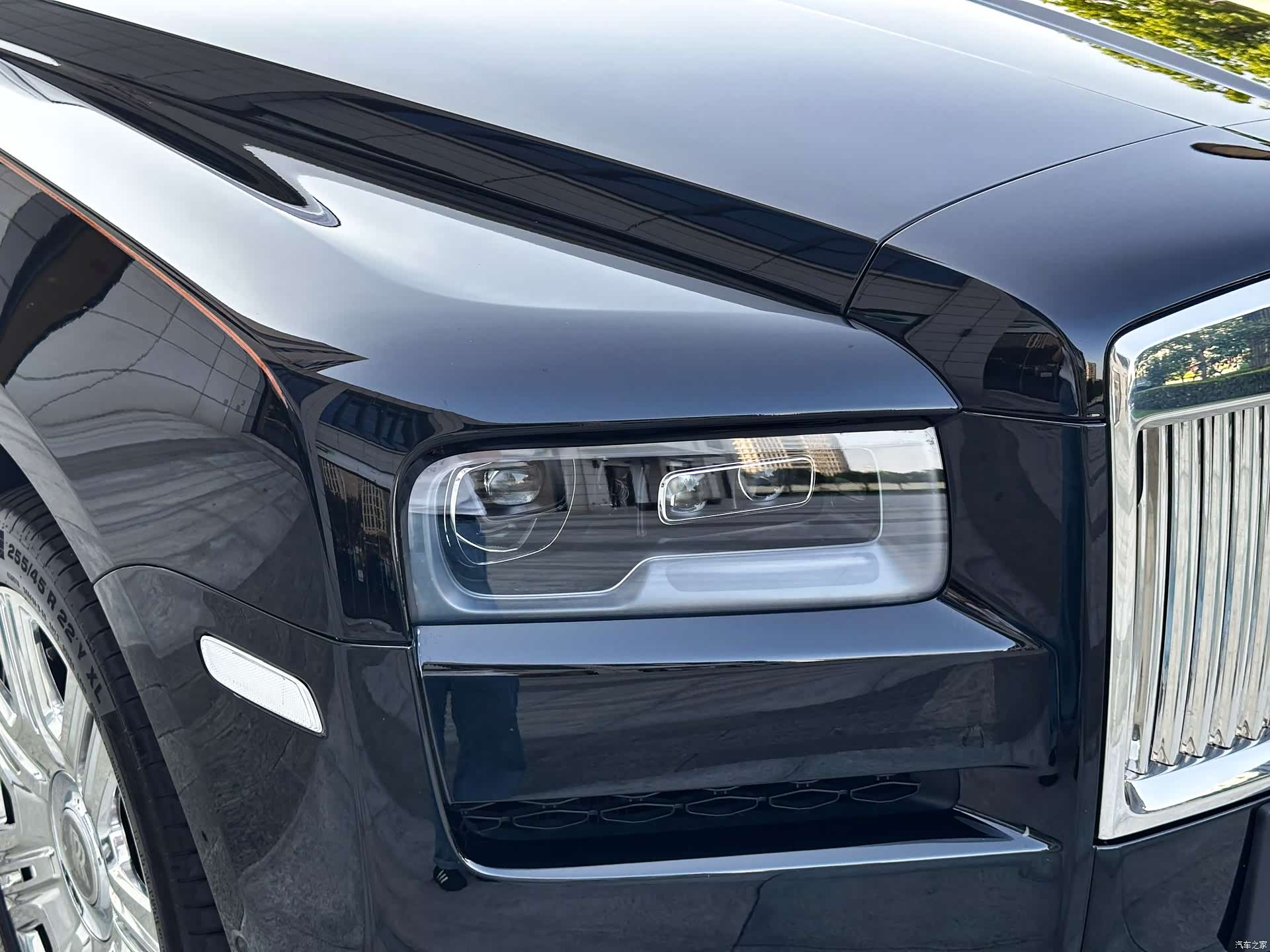 Rolls-Royce Cullinan, 2025 8