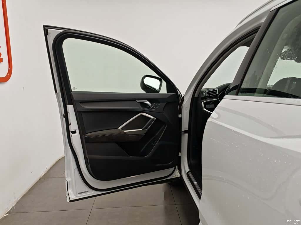 Audi Q3, 2020 8