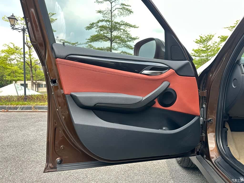 BMW X1, 2012 4