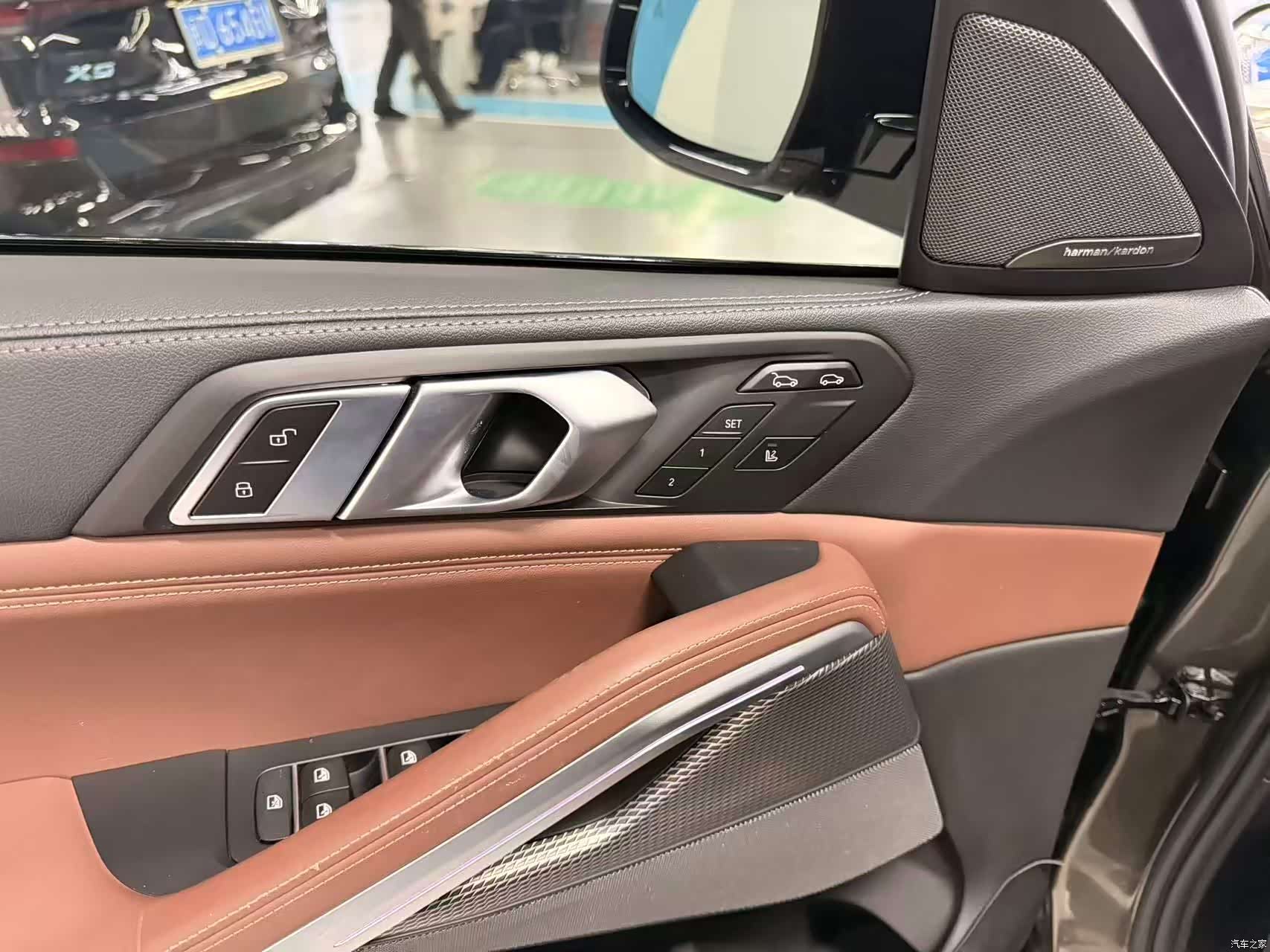 BMW X6, 2021 все фото