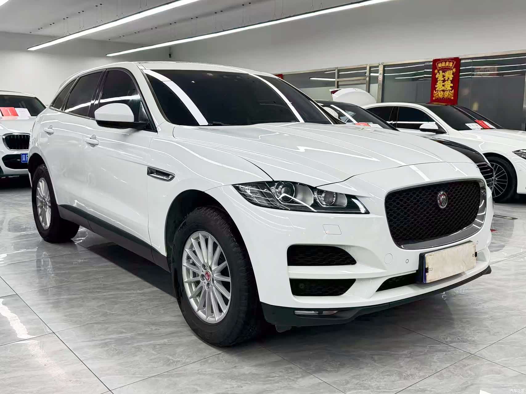 Jaguar F-PACE, 2018 3