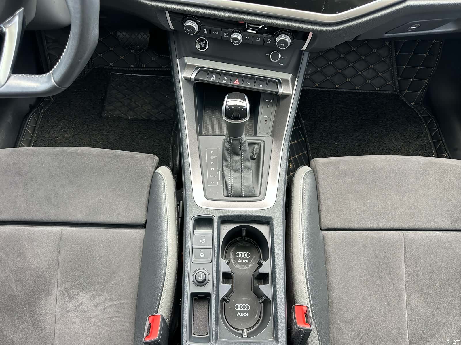 Audi Q3, 2022 14