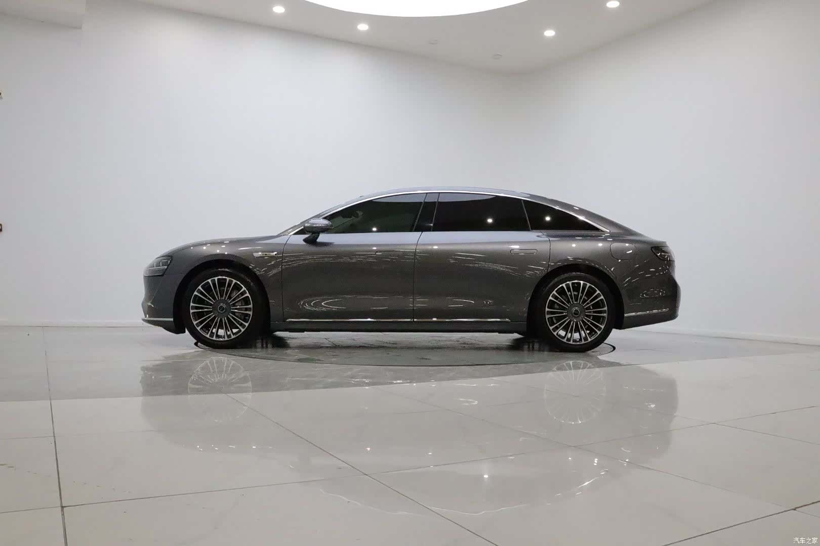 Stelato S9, 2024 8