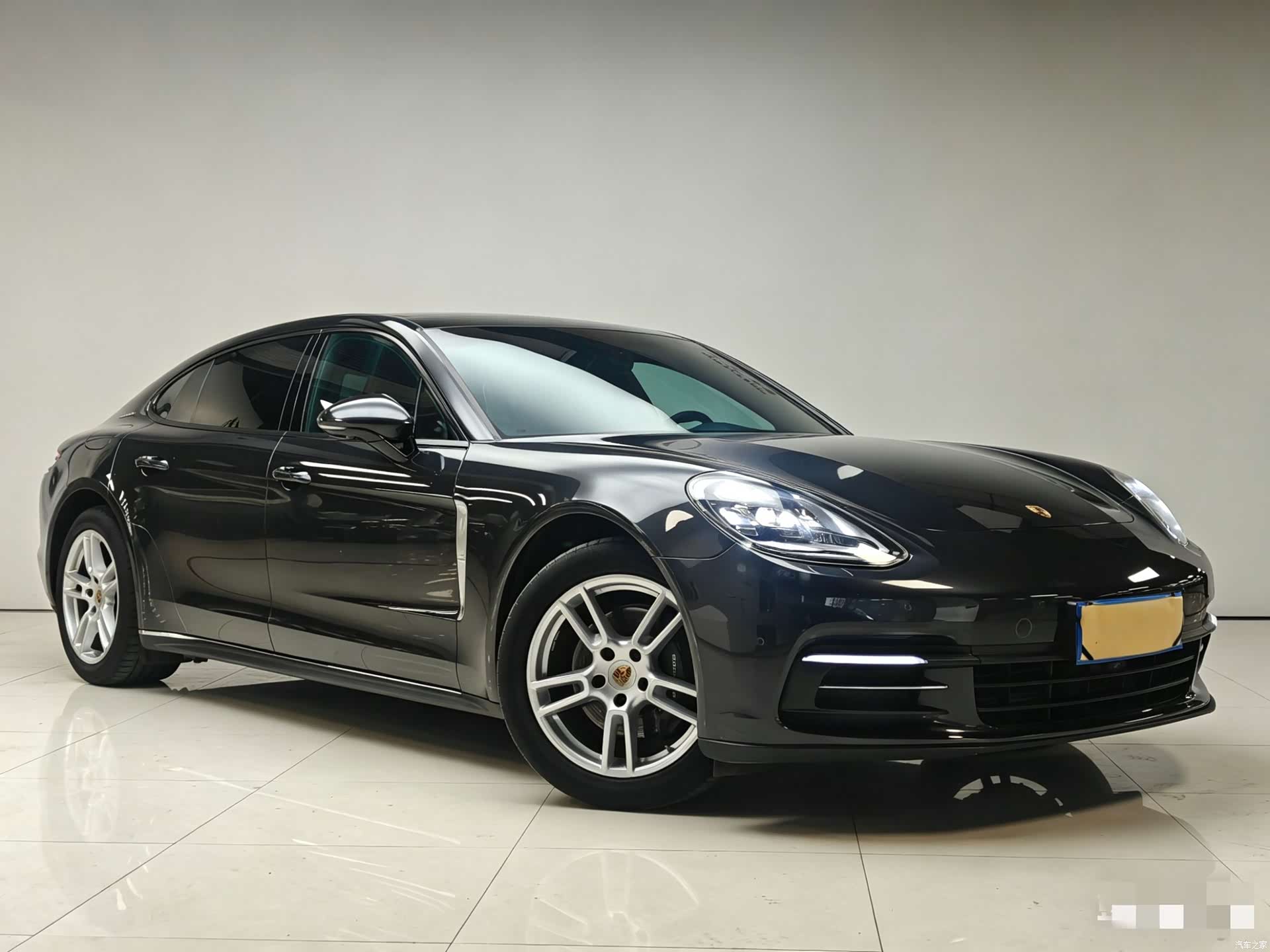 Porsche Panamera, 2018 3