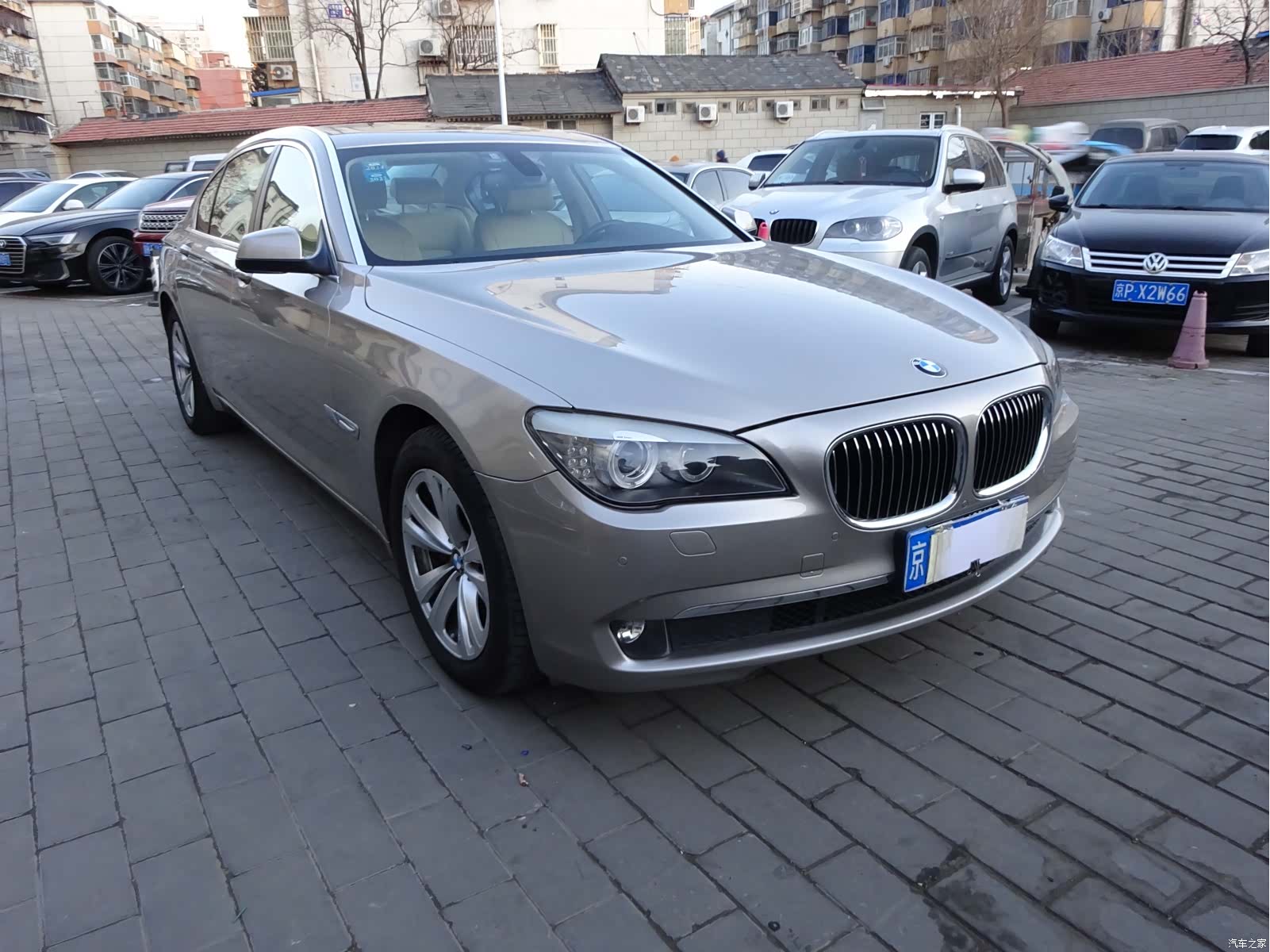 BMW 7 Series, 2011 3