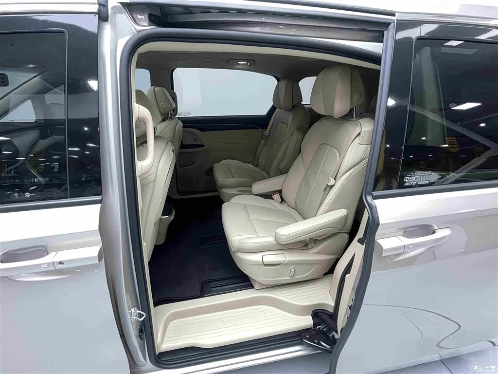 Buick GL8, 2022 все фото