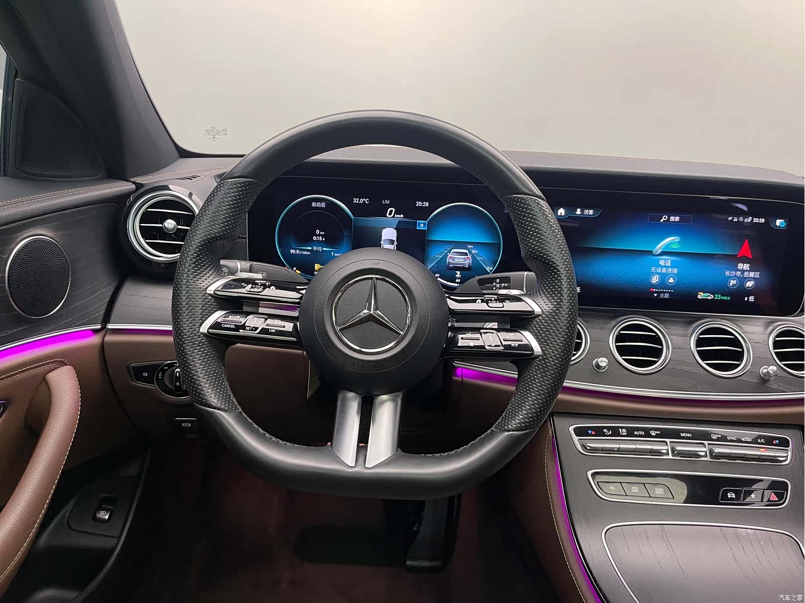 Mercedes-Benz E-Class, 2022 15